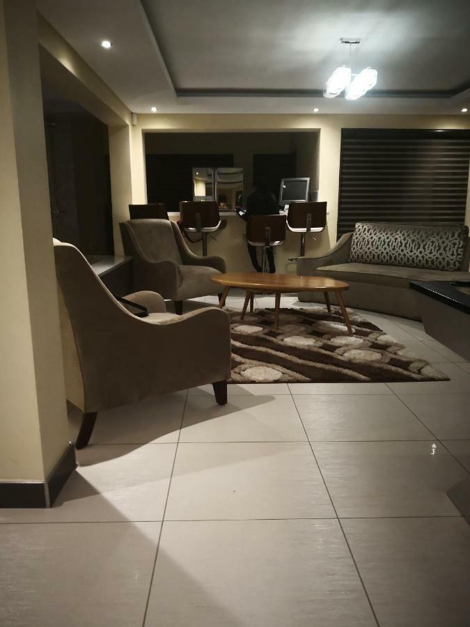 Mmakgabo Boutique Lodge Бела-Бела Екстер'єр фото