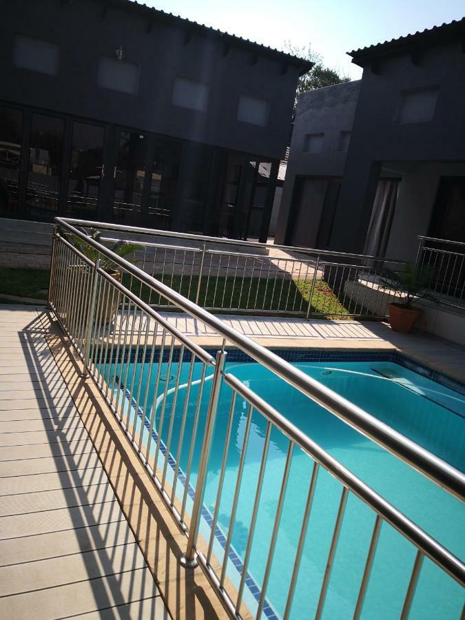 Mmakgabo Boutique Lodge Бела-Бела Екстер'єр фото